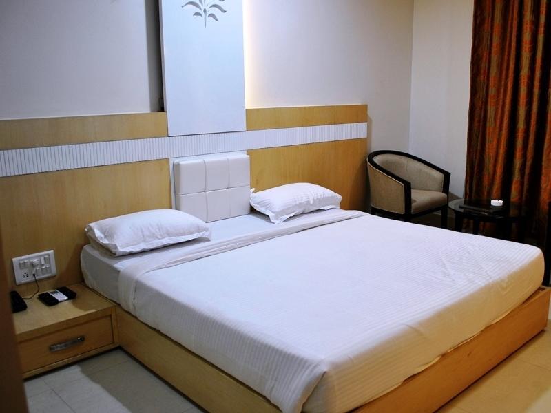 The Sapphire Grand 3*
